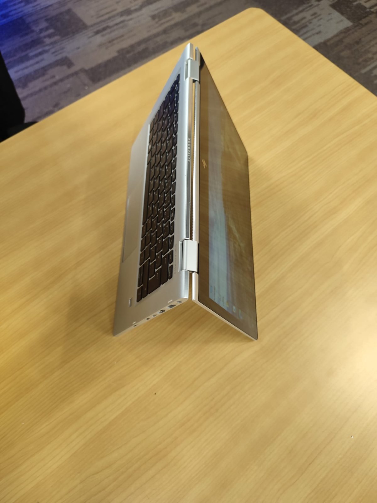Hp EliteBook x360 830 G7 İ5 10310U 16Gb Ddr4 512GB M2 NVME O/B FreeDOS 13.3" Dokunmatik 2. El Dizüstü Bilgisayar (B Kalite)