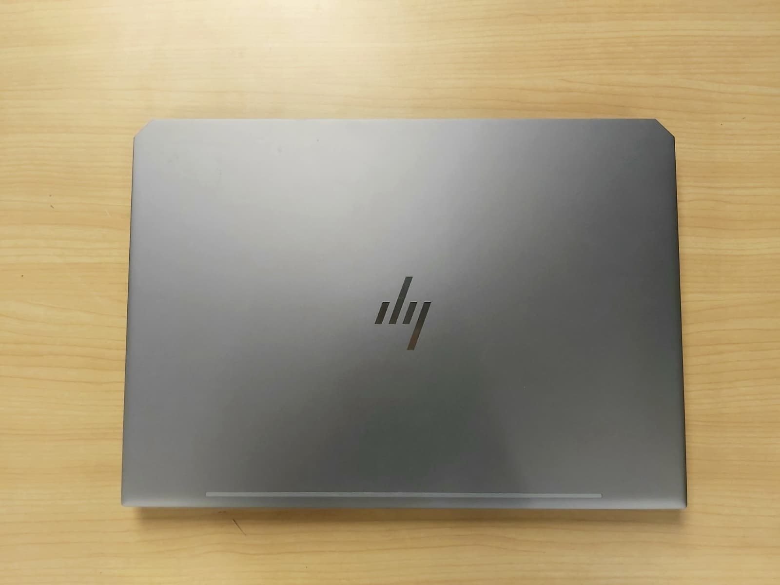 HP Zbook Studio G5 i7 9850H 16Gb Ddr4 512Gb M2 Nvme O/B HDMI Type-C Win10 15.6" 2.El Dizüstü Bilgisayar (A Kalite)